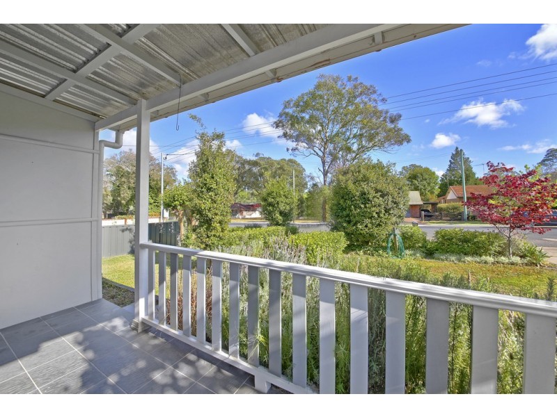 10 Rita Street, Thirlmere NSW 2572