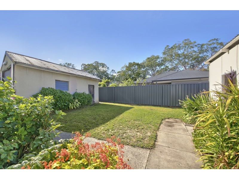 10 Rita Street, Thirlmere NSW 2572