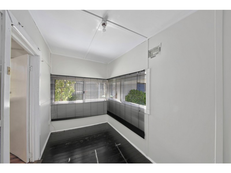10 Rita Street, Thirlmere NSW 2572