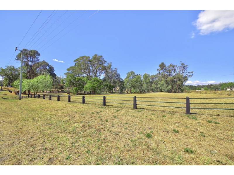 75 LAKES STREET, Thirlmere NSW 2572
