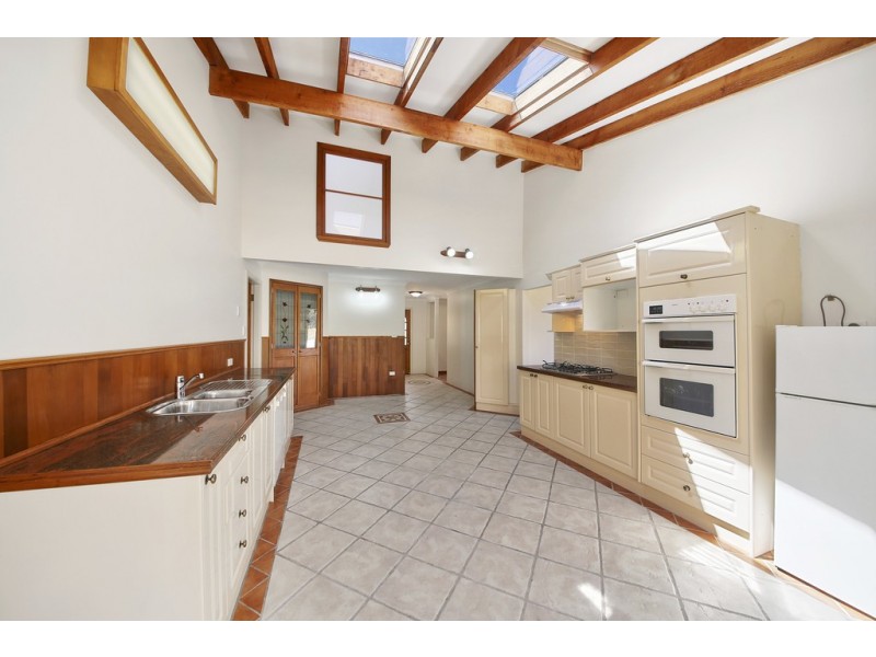 75 LAKES STREET, Thirlmere NSW 2572