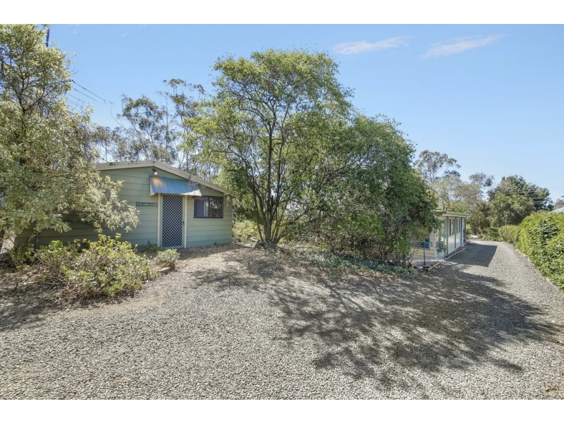 6 ALBERT AVENUE, Thirlmere NSW 2572