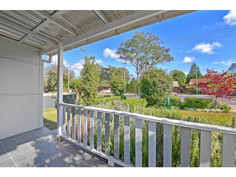 10 RITA STREET, Thirlmere NSW 2572