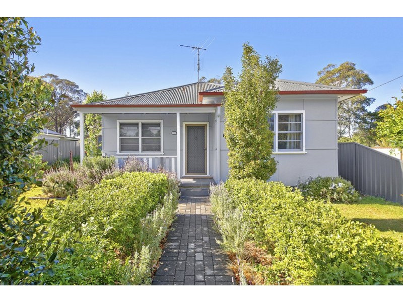 10 RITA STREET, Thirlmere NSW 2572