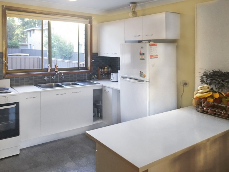 2/133 MENANGLE STREET, Picton NSW 2571