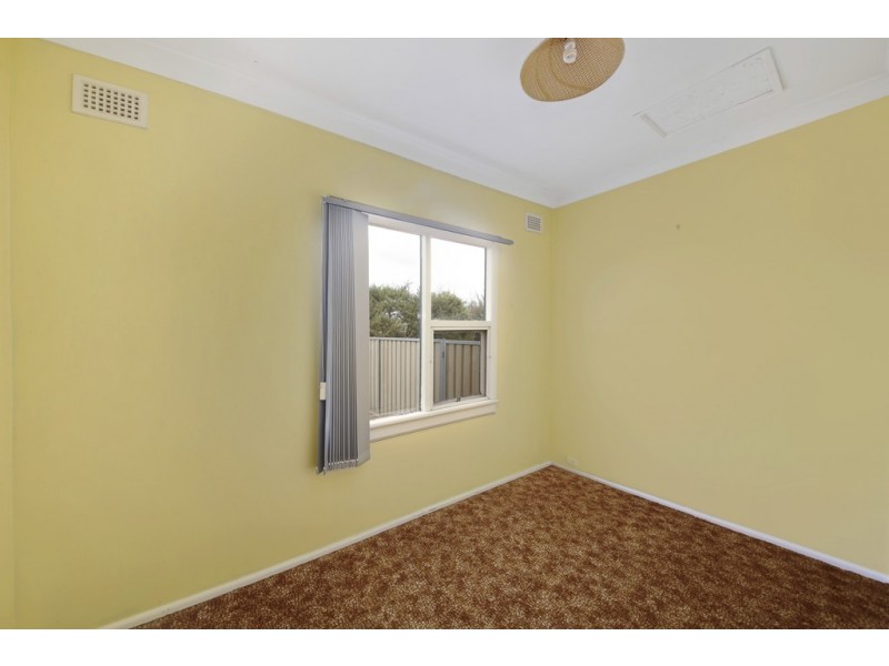 55 Thirlmere Way, Tahmoor NSW 2573