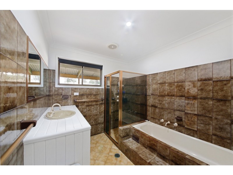 25 Creighton Road, Lakesland NSW 2572