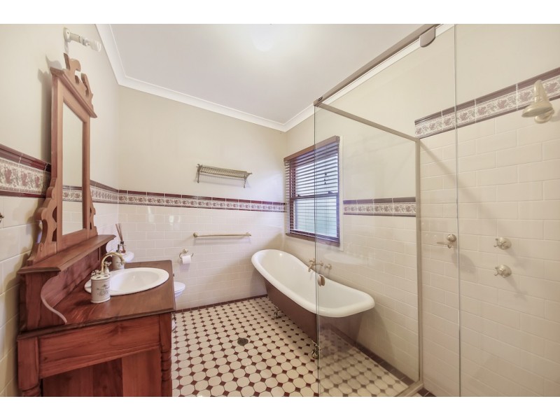 3 The Vines, Picton NSW 2571