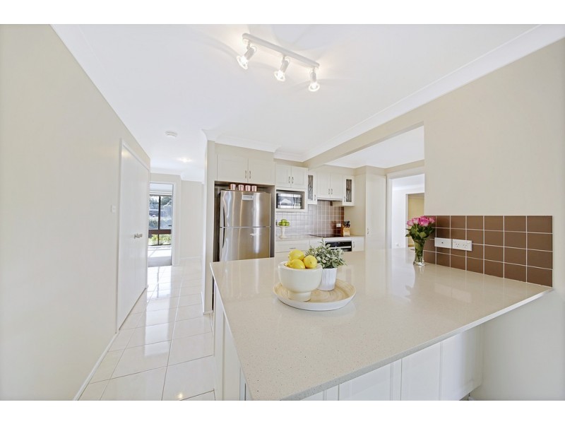 17 GRENFELL STREET, Buxton NSW 2571