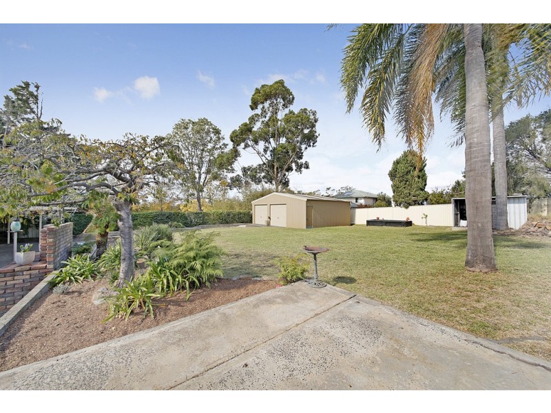 17 GRENFELL STREET, Buxton NSW 2571