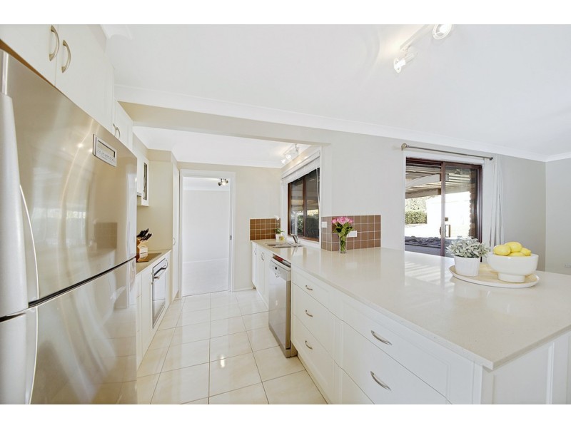 17 GRENFELL STREET, Buxton NSW 2571