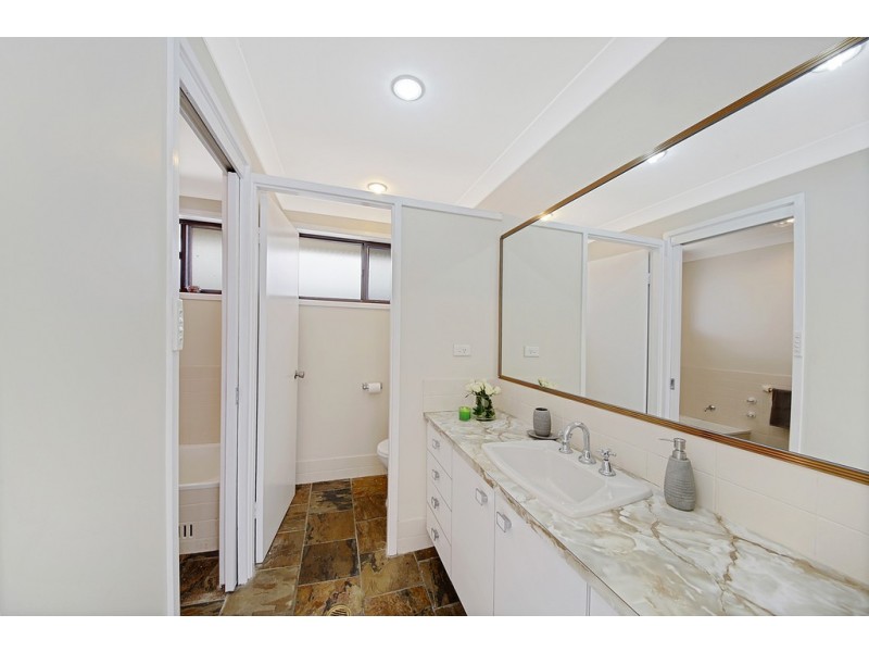 17 GRENFELL STREET, Buxton NSW 2571