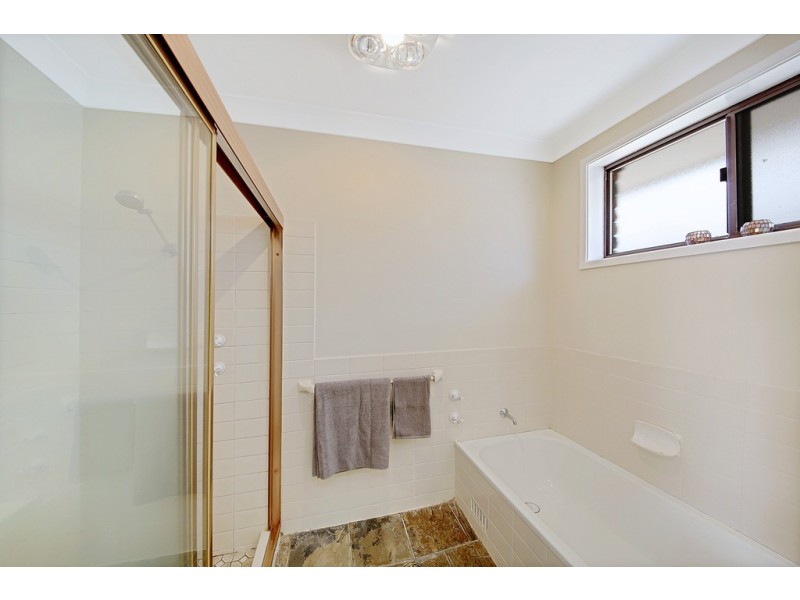 17 GRENFELL STREET, Buxton NSW 2571