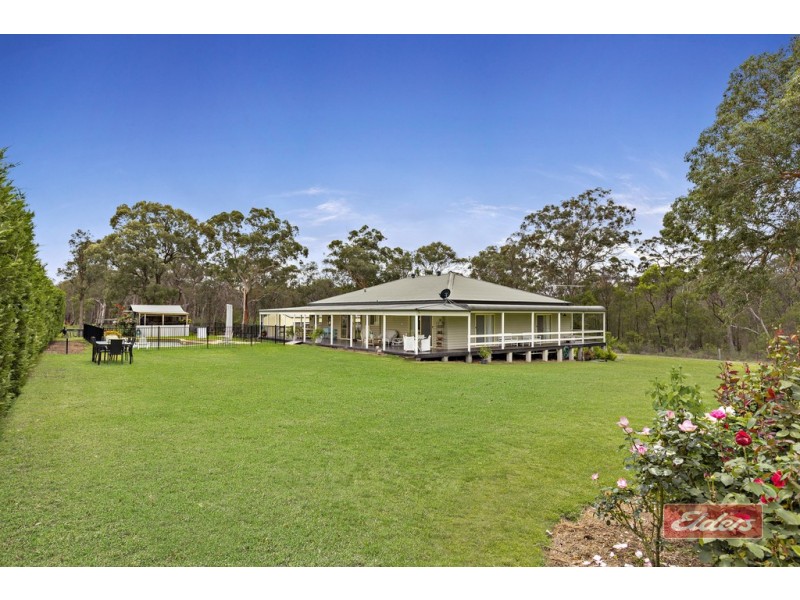 10 OAKS ROAD, Thirlmere NSW 2572