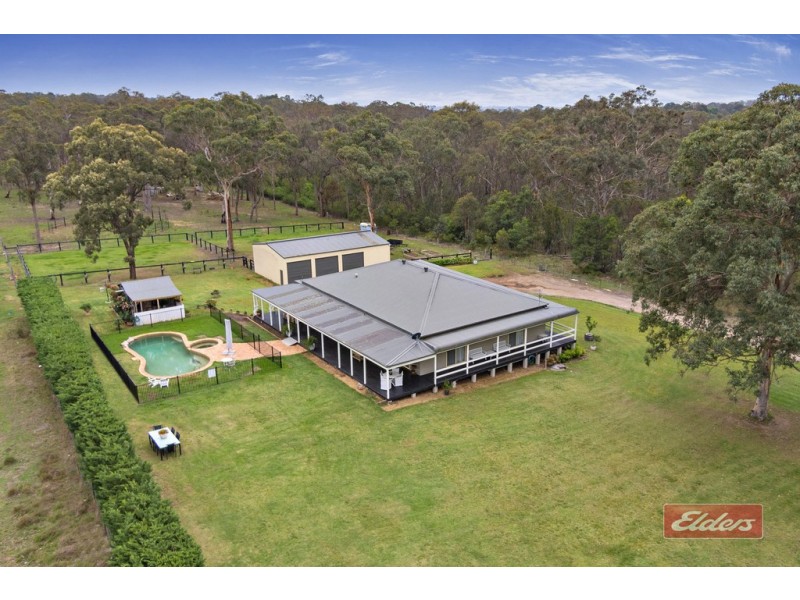10 OAKS ROAD, Thirlmere NSW 2572