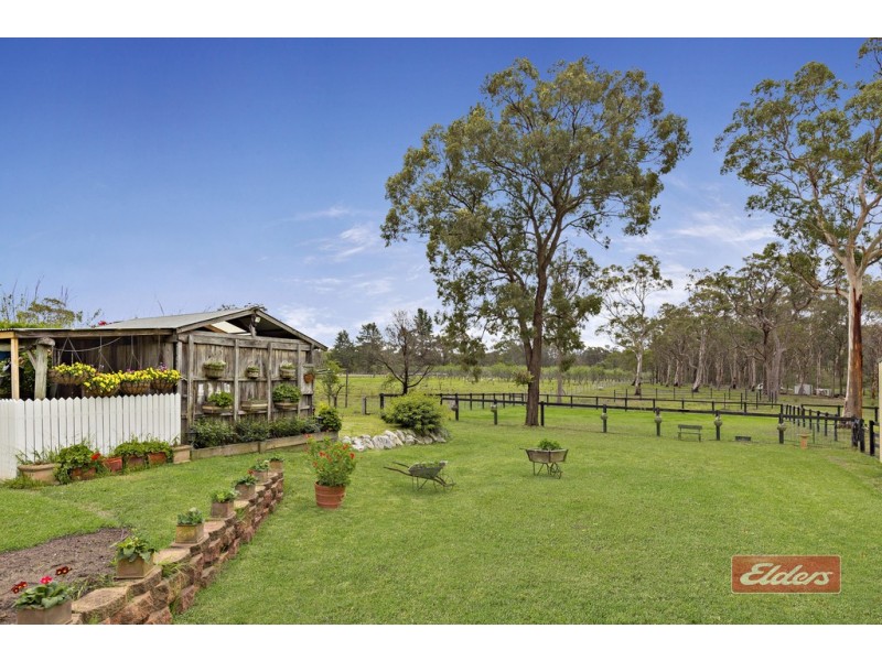 10 OAKS ROAD, Thirlmere NSW 2572