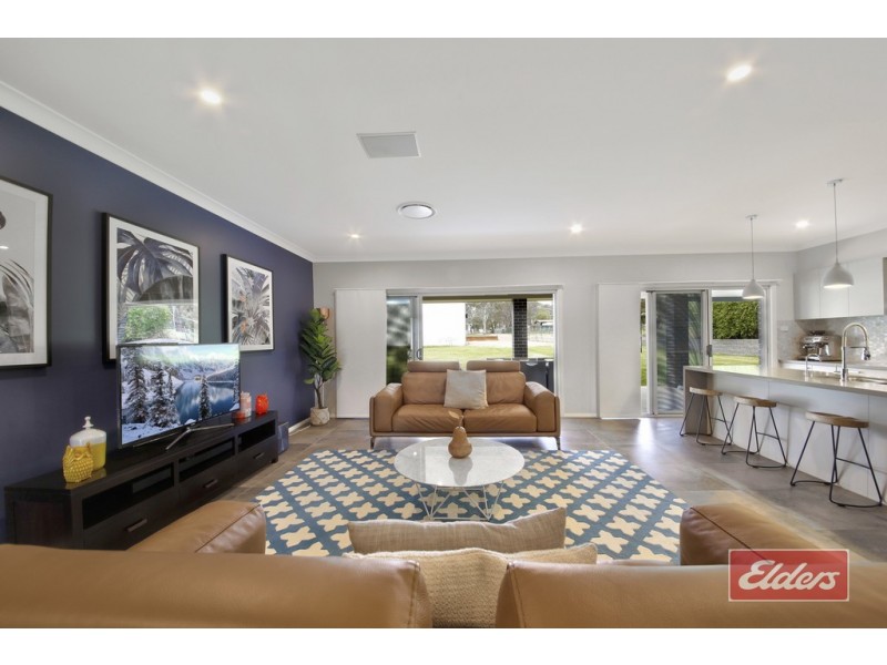 6 Kent Road, Picton NSW 2571