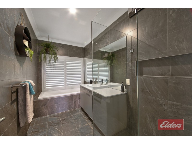 6 Kent Road, Picton NSW 2571