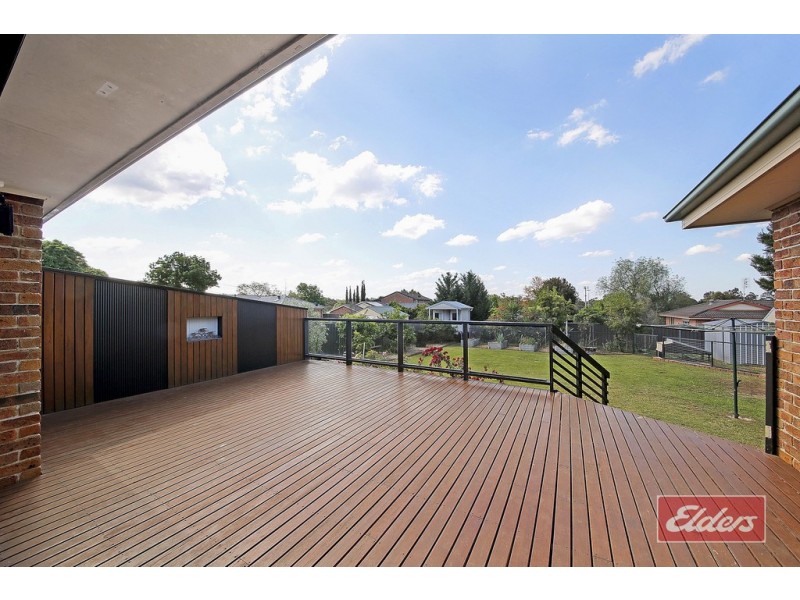 17 Close Street, Thirlmere NSW 2572