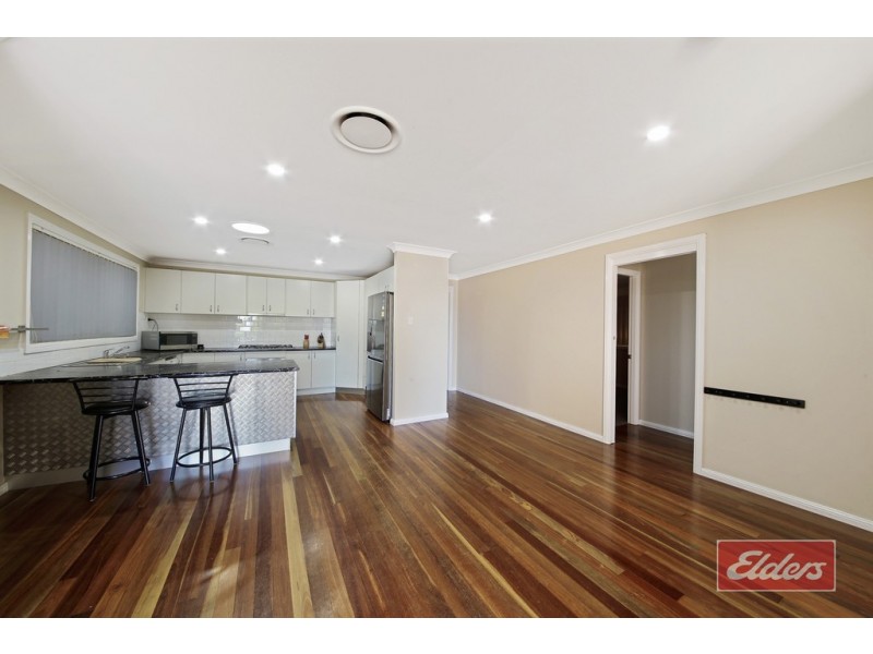 17 Close Street, Thirlmere NSW 2572