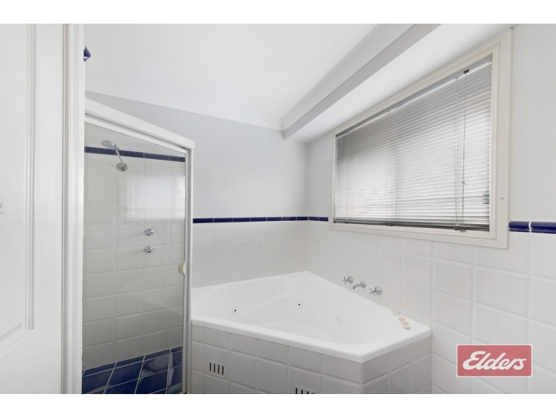 17 Close Street, Thirlmere NSW 2572