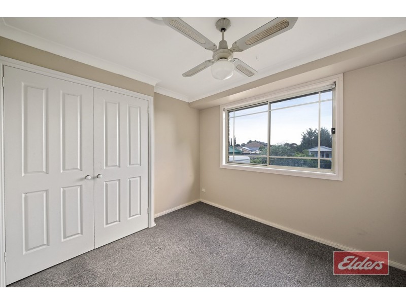 17 Close Street, Thirlmere NSW 2572