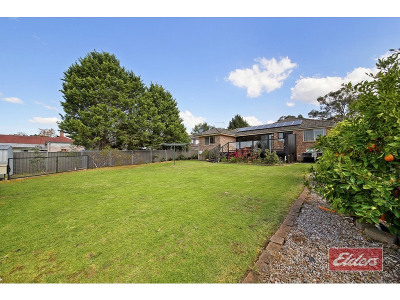 17 Close Street, Thirlmere NSW 2572