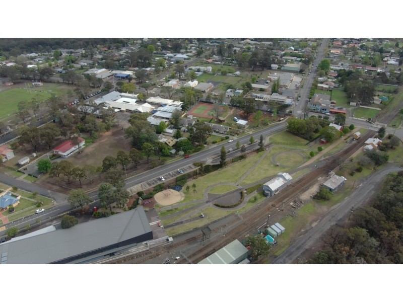 13 Stanton Street, Thirlmere NSW 2572