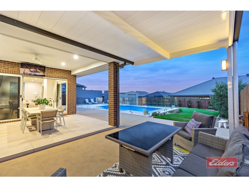 14 SUTTON CRESCENT, Wilton NSW 2571