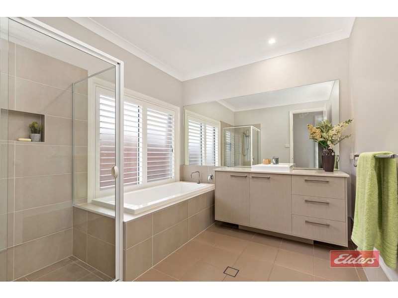 14 SUTTON CRESCENT, Wilton NSW 2571