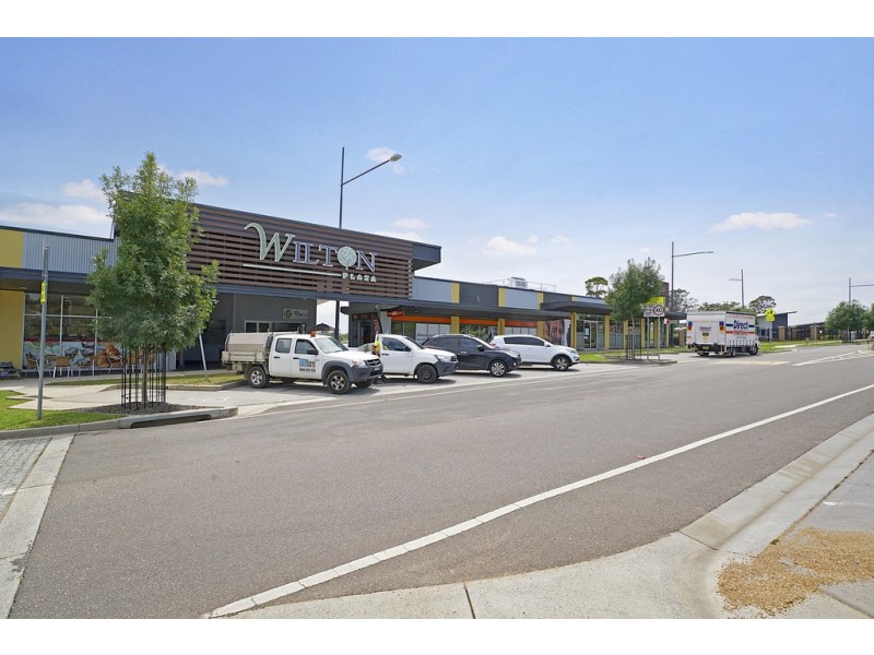 14 SUTTON CRESCENT, Wilton NSW 2571