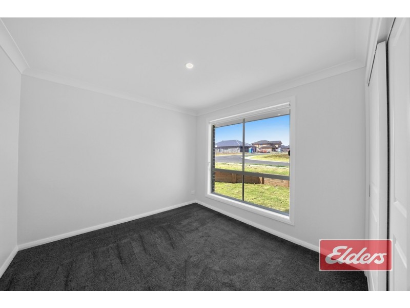 40 HIGHLAND CRESCENT, Thirlmere NSW 2572