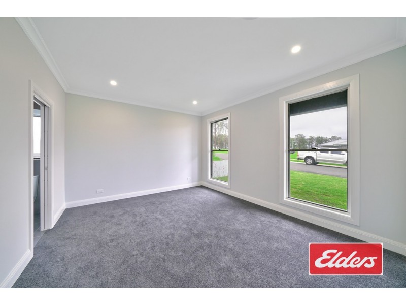 61 HIGHLAND CRESCENT, Thirlmere NSW 2572