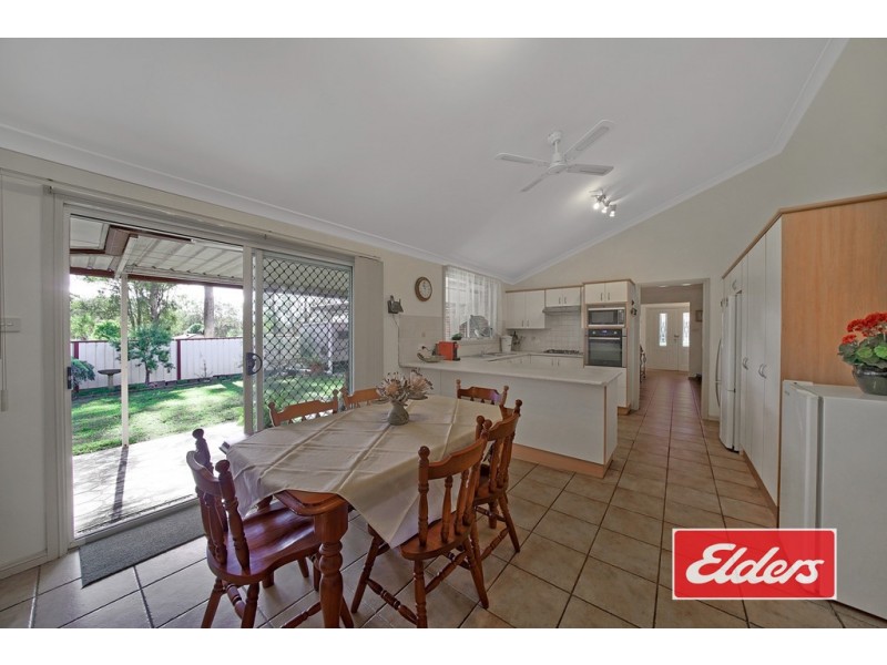 4 SWAINE DRIVE, Wilton NSW 2571