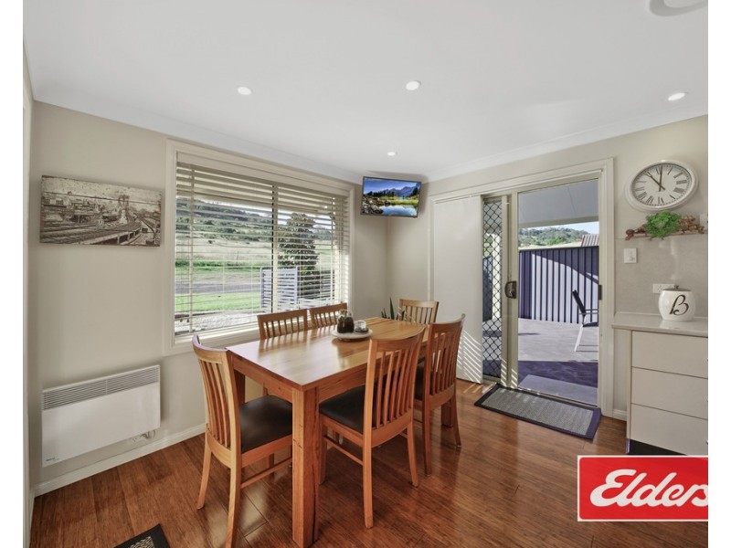1 EMMETT CLOSE, Picton NSW 2571