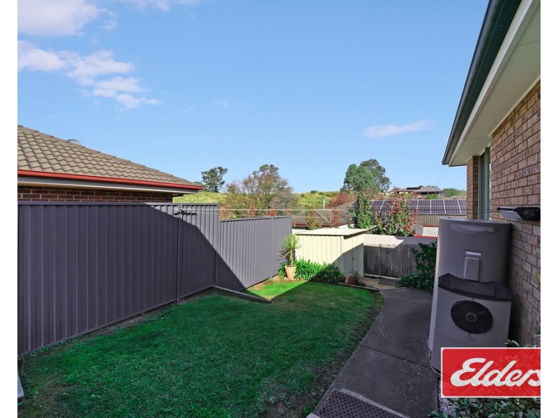1 EMMETT CLOSE, Picton NSW 2571
