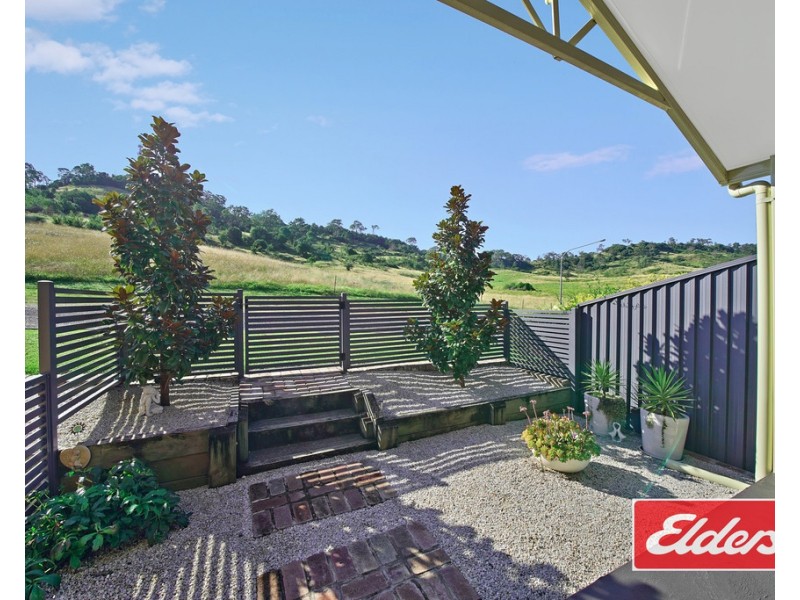 1 EMMETT CLOSE, Picton NSW 2571