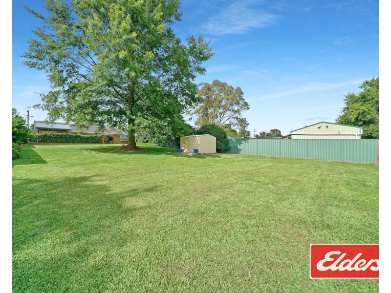 13 WOOD STREET, Picton NSW 2571