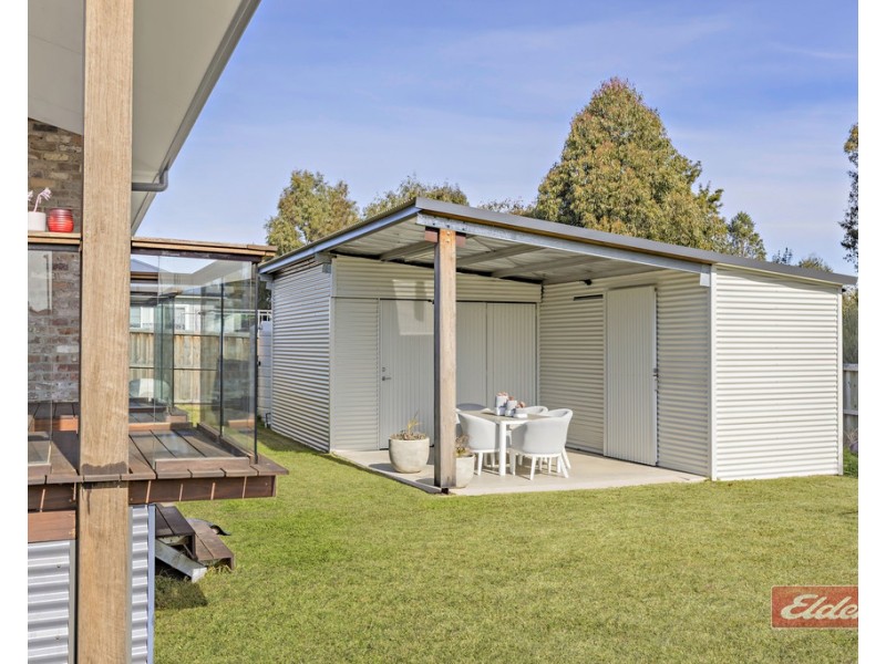 8 WINTLE ROAD, The Oaks NSW 2570