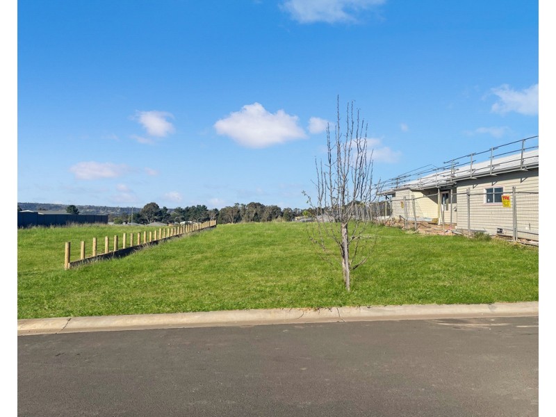 49 HIGHLAND CRESCENT, Thirlmere NSW 2572