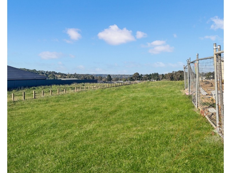 49 HIGHLAND CRESCENT, Thirlmere NSW 2572