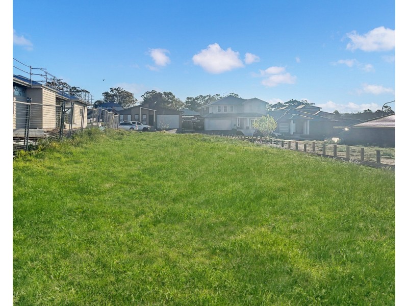 49 HIGHLAND CRESCENT, Thirlmere NSW 2572