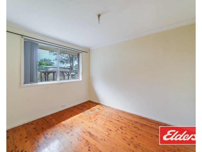 9 TAHMOOR ROAD, Tahmoor NSW 2573