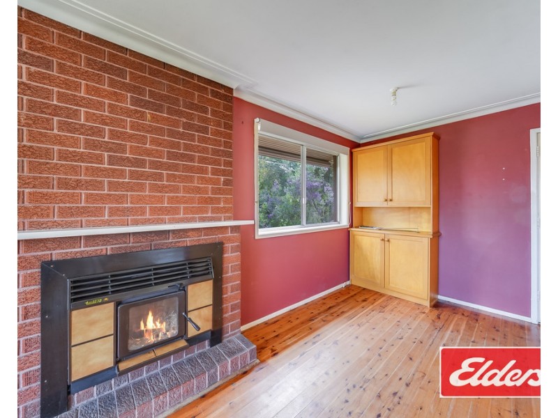 9 TAHMOOR ROAD, Tahmoor NSW 2573