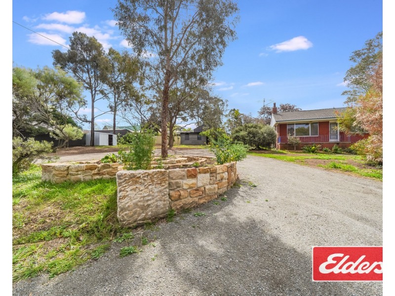 9 TAHMOOR ROAD, Tahmoor NSW 2573