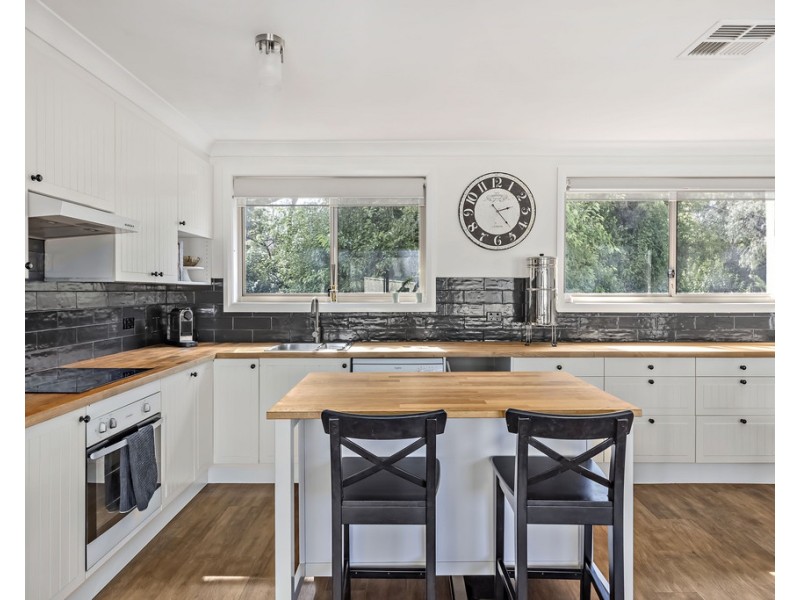 16 ALMA PLACE, Thirlmere NSW 2572