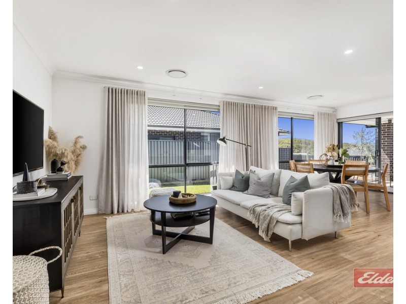 8 STATION MASTER AVENUE, Thirlmere NSW 2572