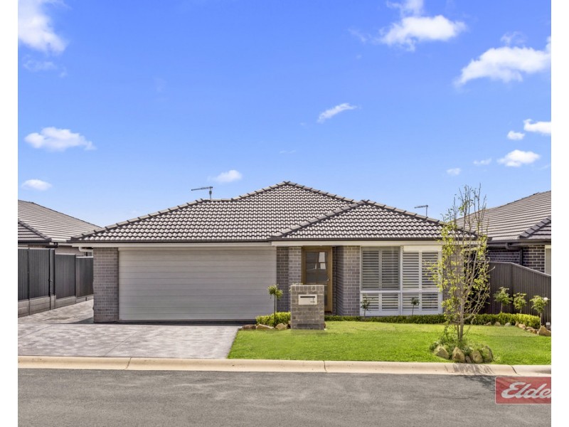 25 Highland Crescent, Thirlmere NSW 2572
