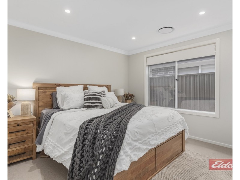 25 Highland Crescent, Thirlmere NSW 2572