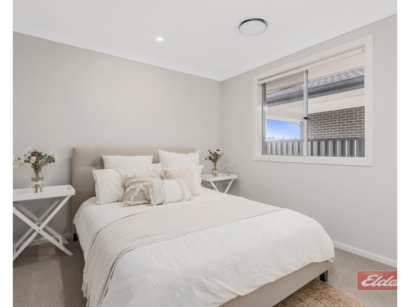 25 Highland Crescent, Thirlmere NSW 2572